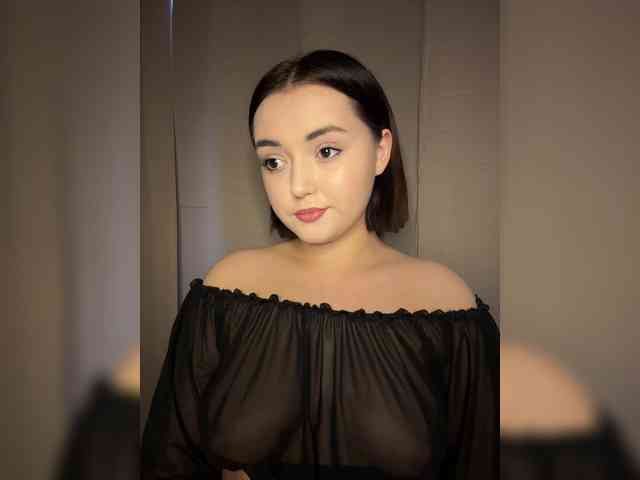 BellaAndAlice bongacams live cam model