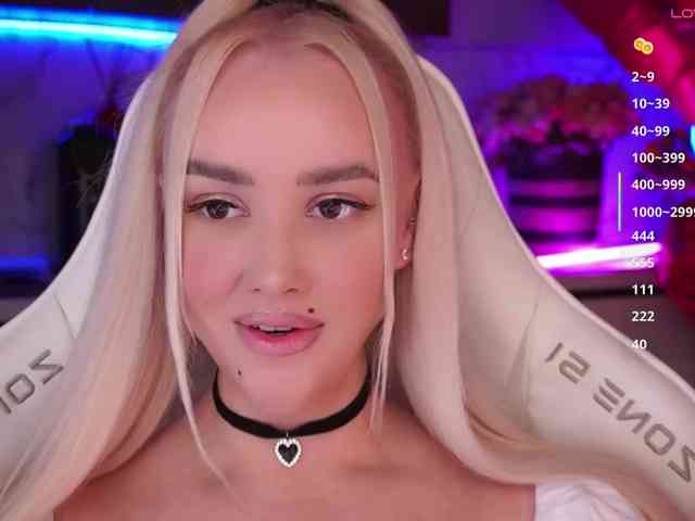 In-your-fucking-mind bongacams live cam model