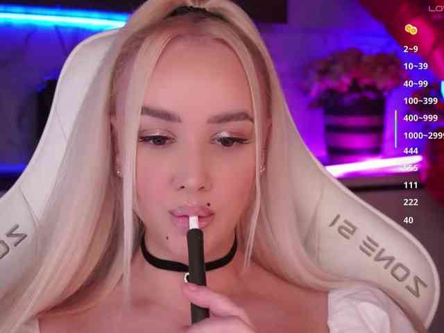 In-your-fucking-mind bongacams live cam model