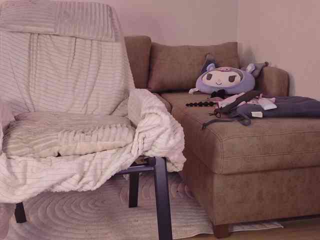 Yuriko-May bongacams live cam model