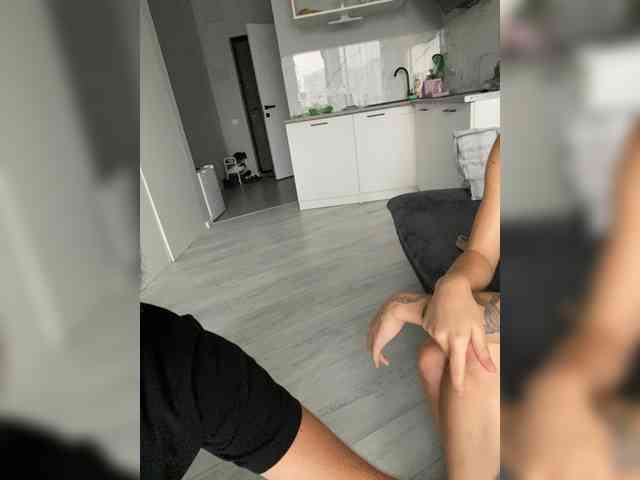 Gummy-Bears bongacams live cam model