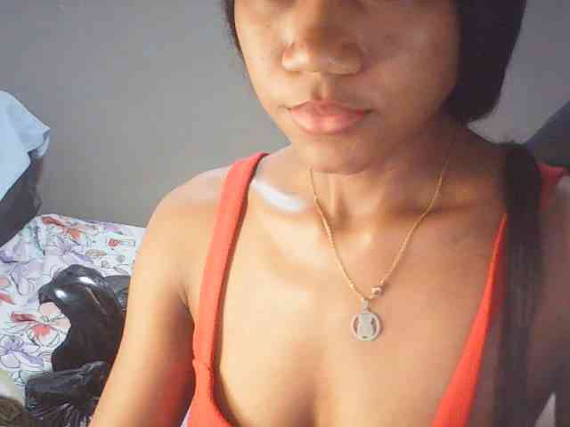 fariana bongacams live cam model