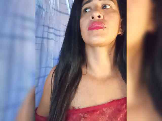Letty33 bongacams live cam model