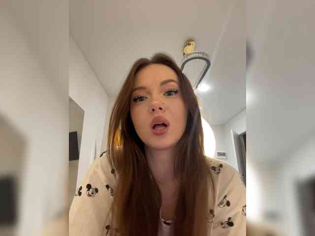 OlivkaVif bongacams live cam model