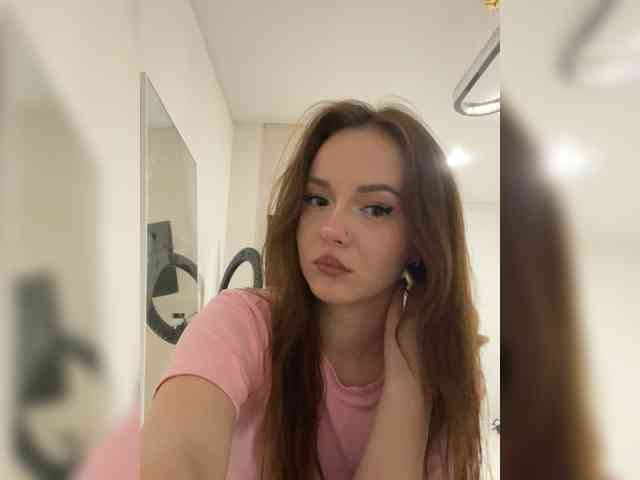 OlivkaVif bongacams live cam model