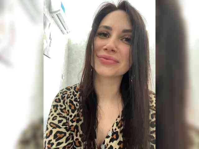 -LeiaProseccina- bongacams live cam model