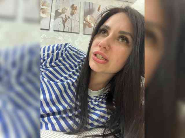 -LeiaProseccina- bongacams live cam model