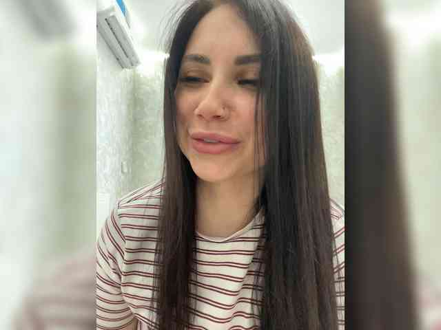 -LeiaProseccina- bongacams live cam model
