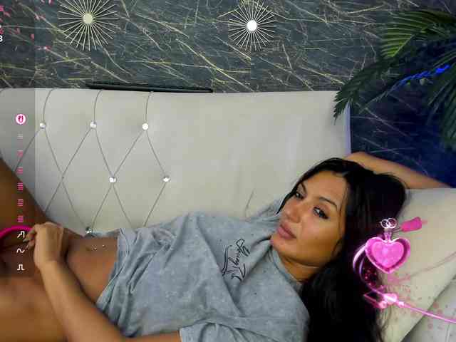 Maya-Lisa bongacams live cam model
