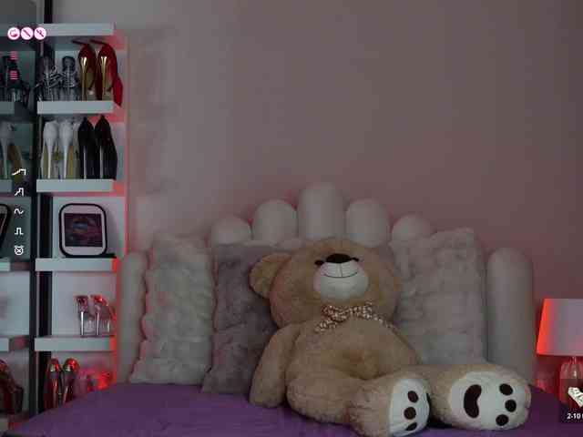 AngelaMyst bongacams live cam model