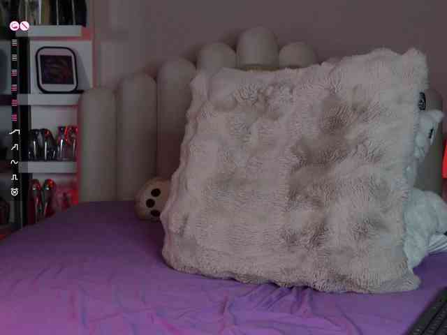 AngelaMyst bongacams live cam model