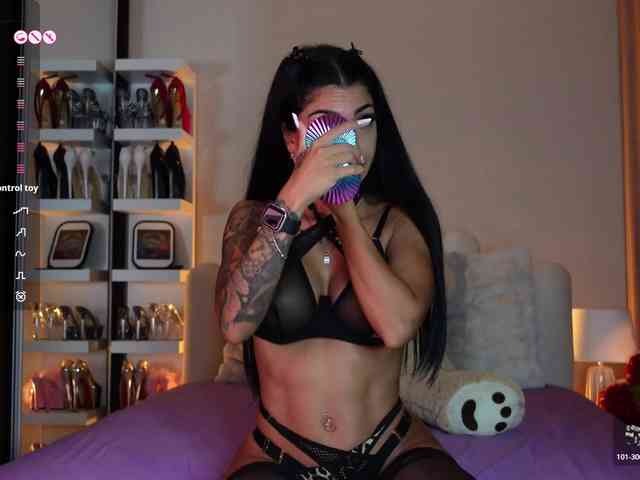 AngelaMyst bongacams live cam model