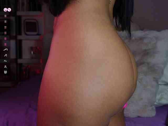 AngelaMyst bongacams live cam model
