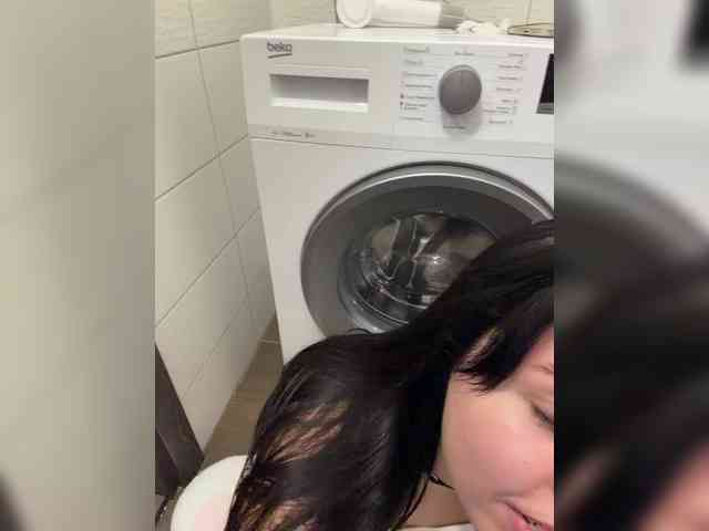 Businkaa bongacams live cam model