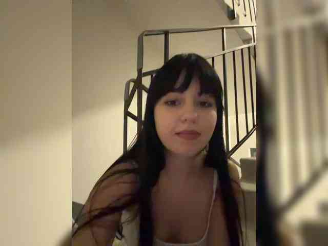 Businkaa bongacams live cam model