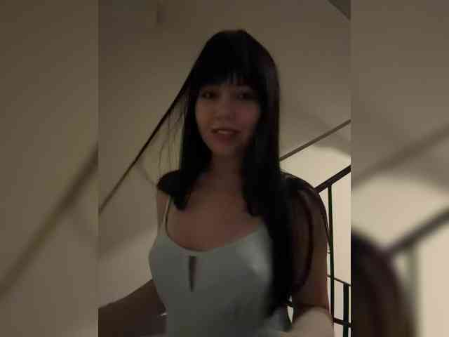 Businkaa bongacams live cam model