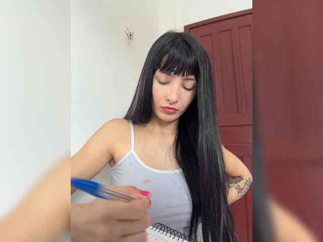 Miss-Brazil bongacams live cam model