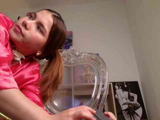 MIA-MORALEZ bongacams live cam model