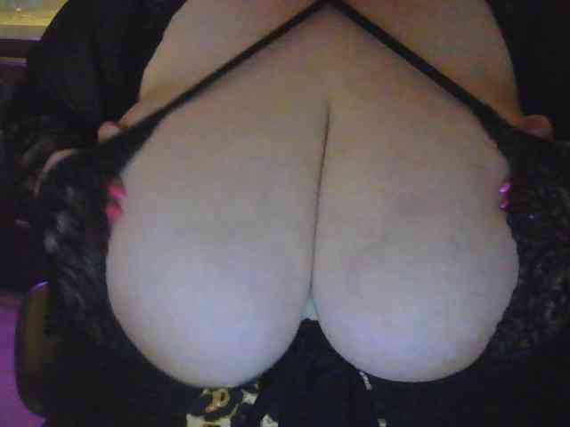 Natalya81 bongacams live cam model