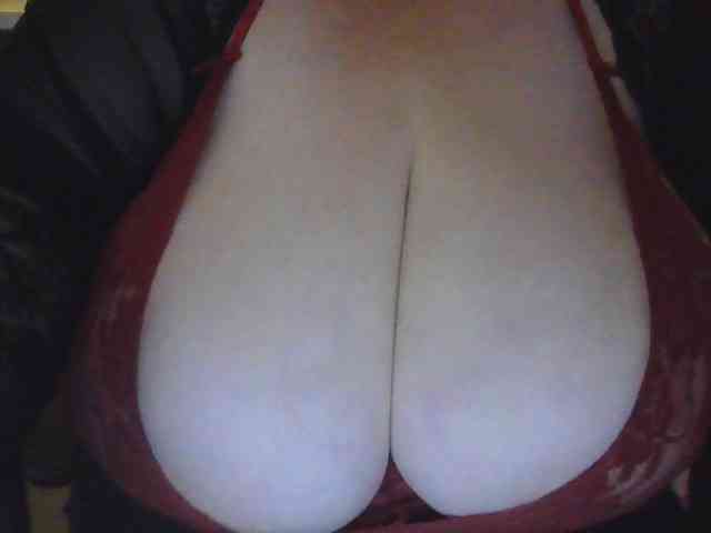 Natalya81 bongacams live cam model