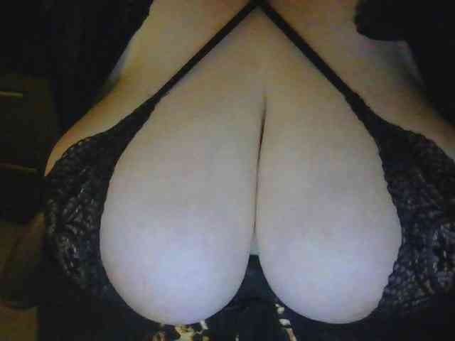 Natalya81 bongacams live cam model