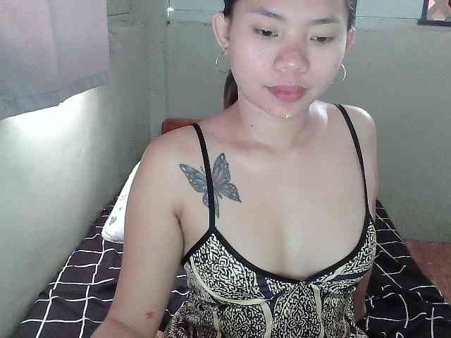 kittycutee bongacams live cam model