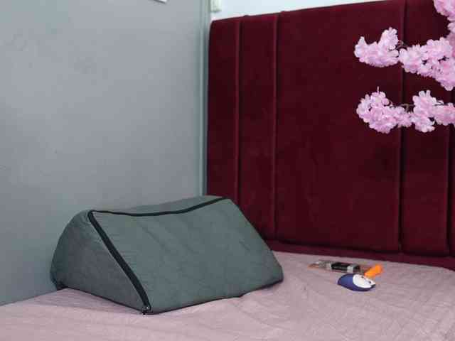 kinkyandsavage bongacams live cam model