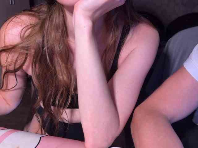 DvaBomja bongacams live cam model