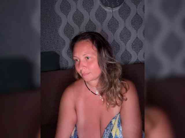 NERVOMOTINA bongacams live cam model