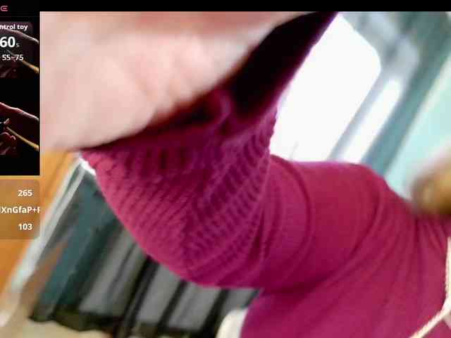 anya1010 bongacams live cam model