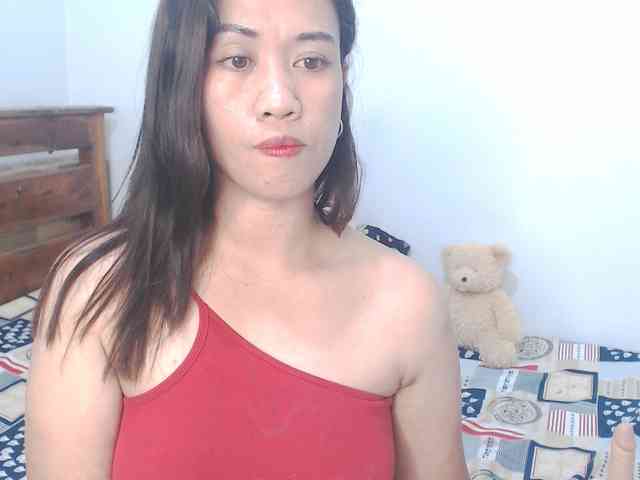 lhixyhorny bongacams live cam model