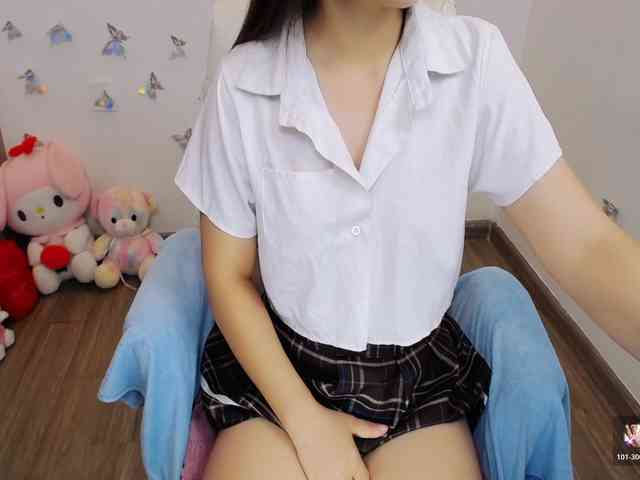 Angela19 bongacams live cam model