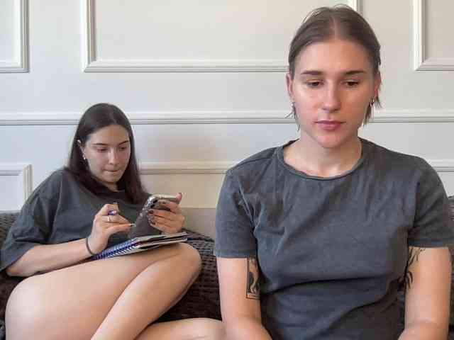 yoursweettreats bongacams live cam model