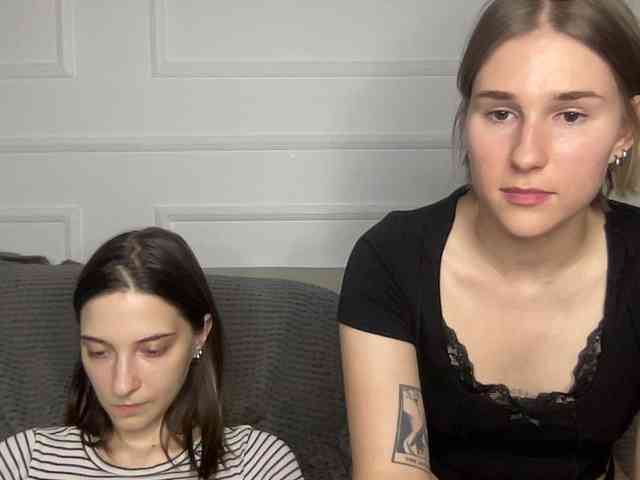 yoursweettreats bongacams live cam model
