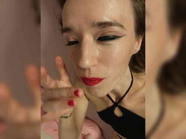 StarKristy bongacams live cam model