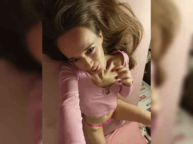 StarKristy bongacams live cam model