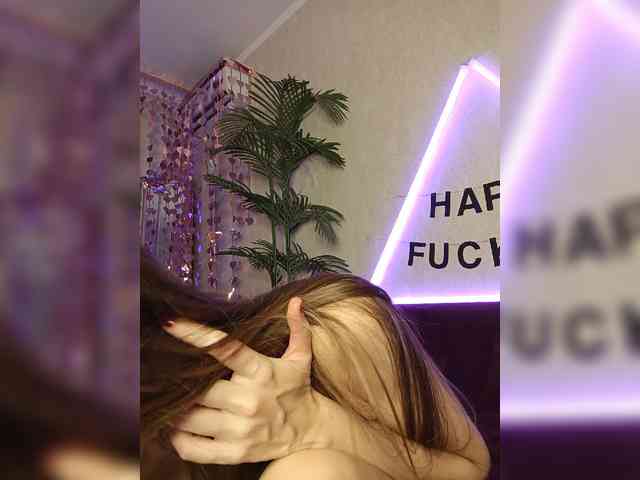 StarKristy bongacams live cam model