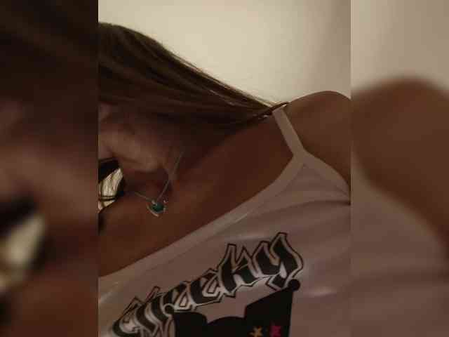 StarKristy bongacams live cam model