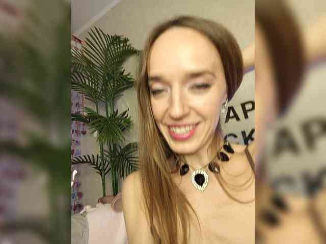 StarKristy bongacams live cam model