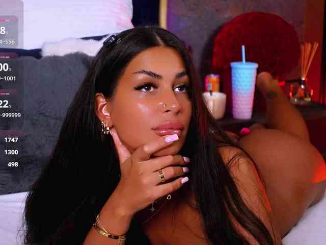 EvaRayne bongacams live cam model