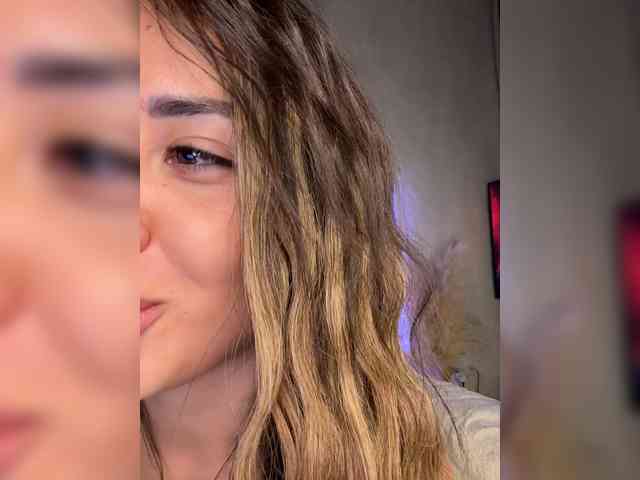 Anna-Night bongacams live cam model
