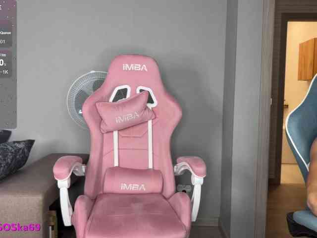 LallyRose bongacams live cam model