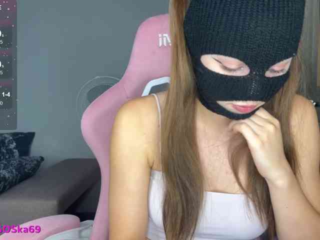 LallyRose bongacams live cam model