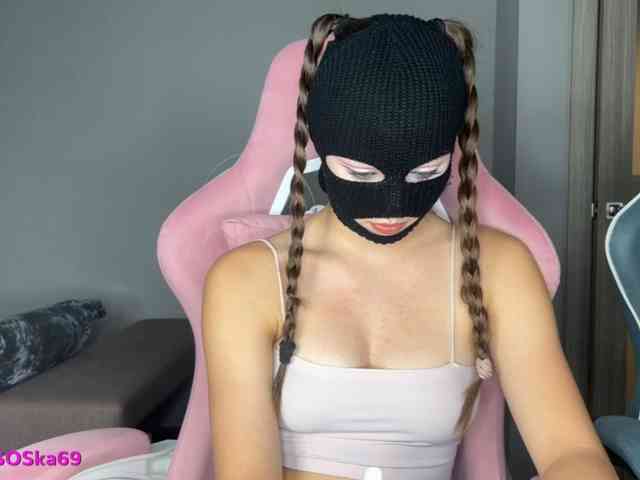 LallyRose bongacams live cam model