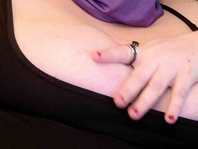 DoubleCherryBombXO bongacams live cam model