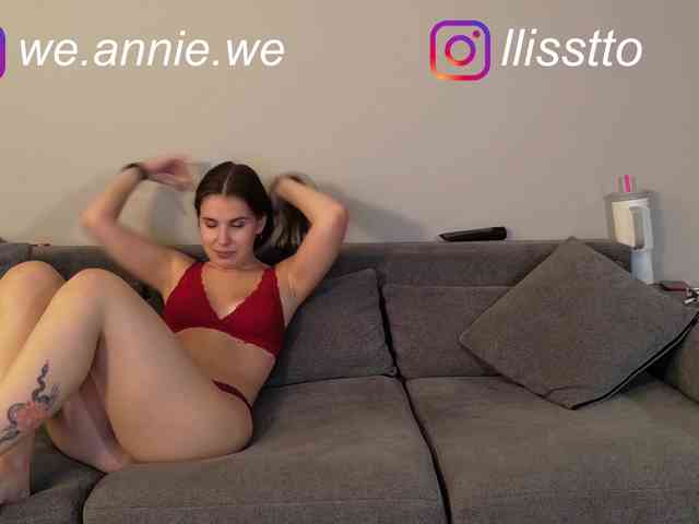 Sweety-couple bongacams live cam model