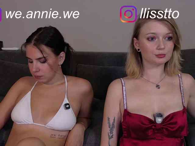Sweety-couple bongacams live cam model