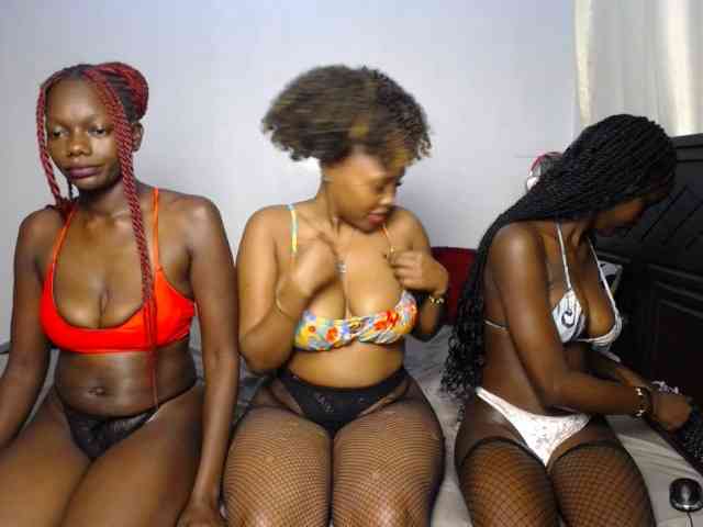 Londonbliss bongacams live cam model