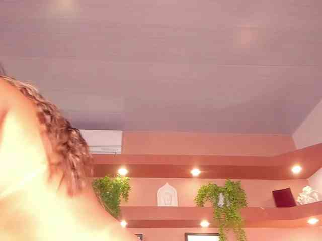 SofiaBennet bongacams live cam model