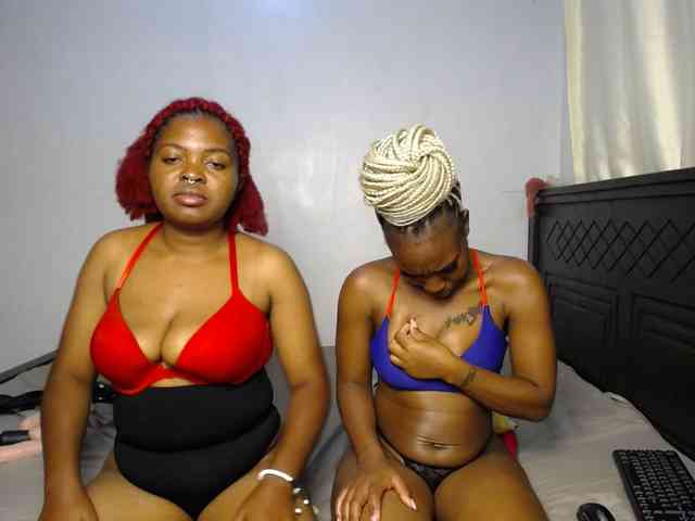 Camilafire4 bongacams live cam model
